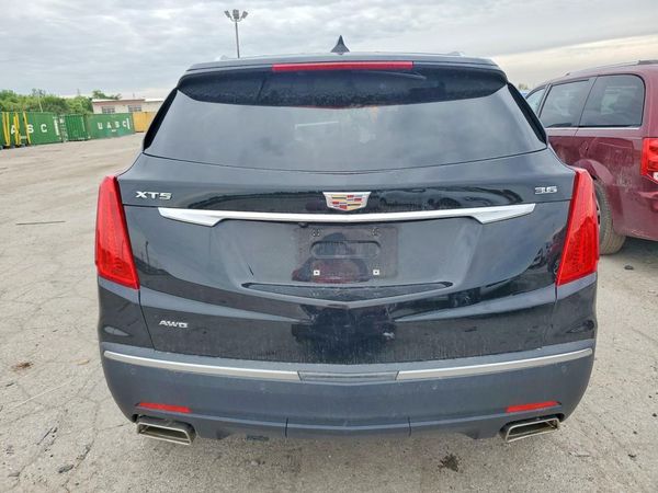 2018 CADILLAC XT5