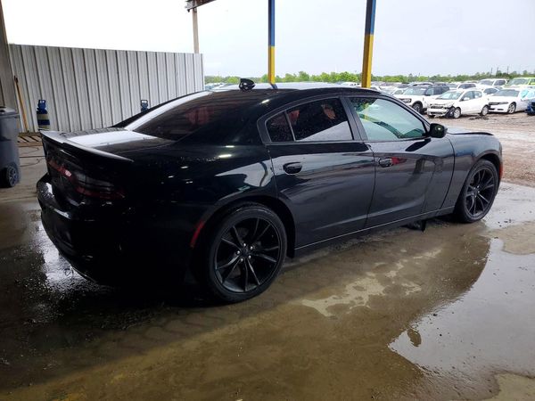 2016 DODGE CHARGER SXT