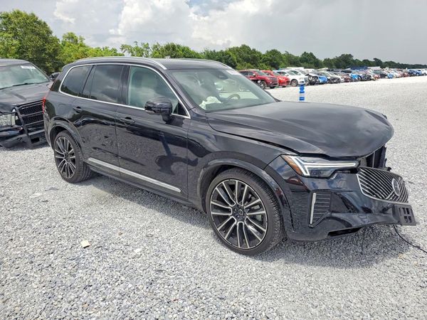 2025 VOLVO XC90 Ultra