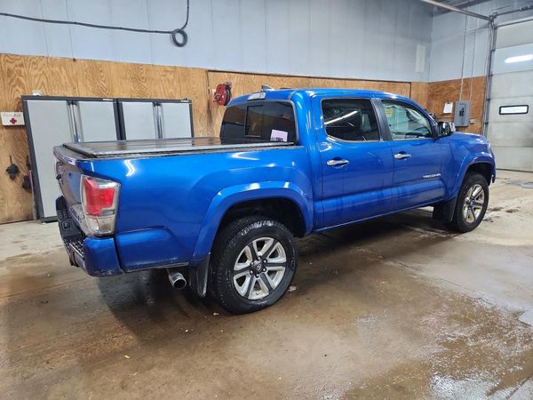2017 TOYOTA TACOMA Limited