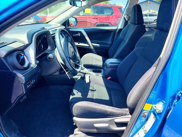 2016 TOYOTA RAV4 XLE (M Grade)