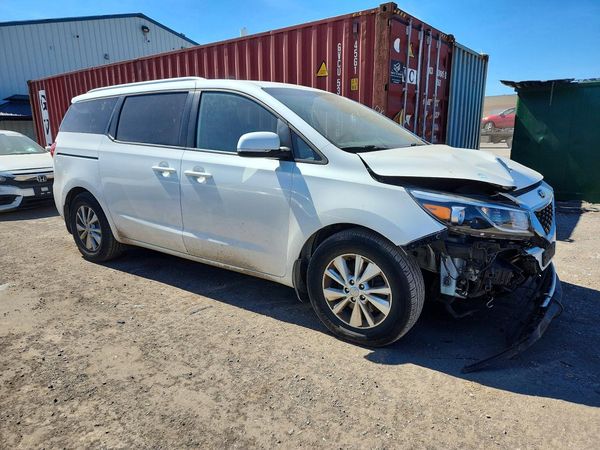 2017 KIA SEDONA LX