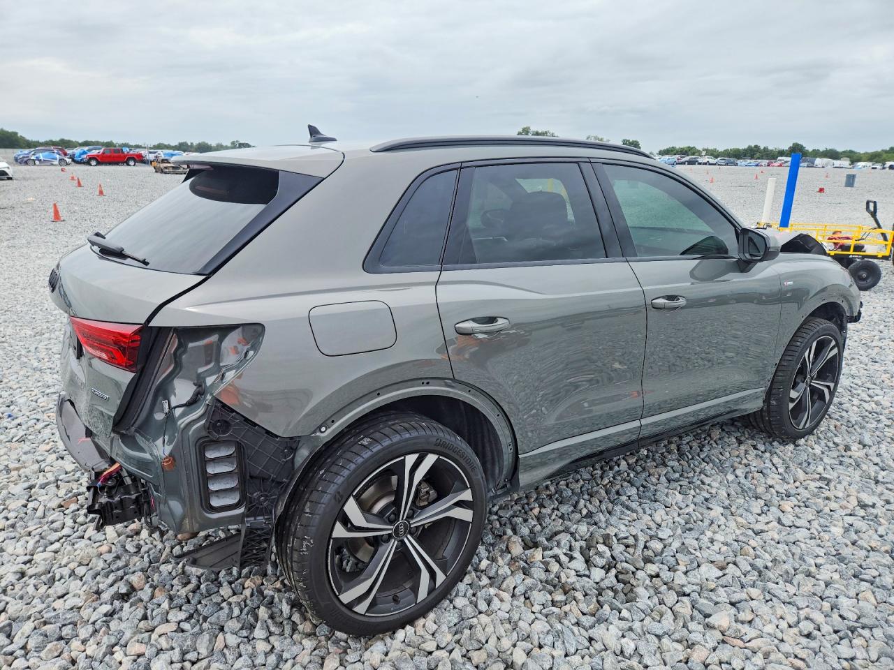 2024 AUDI Q3