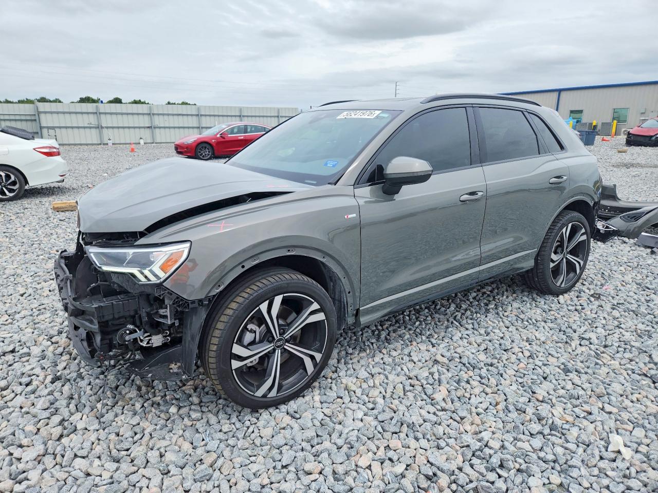 2024 AUDI Q3