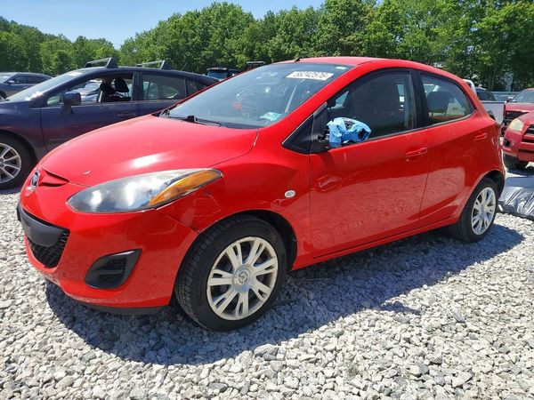 2014 MAZDA MAZDA2