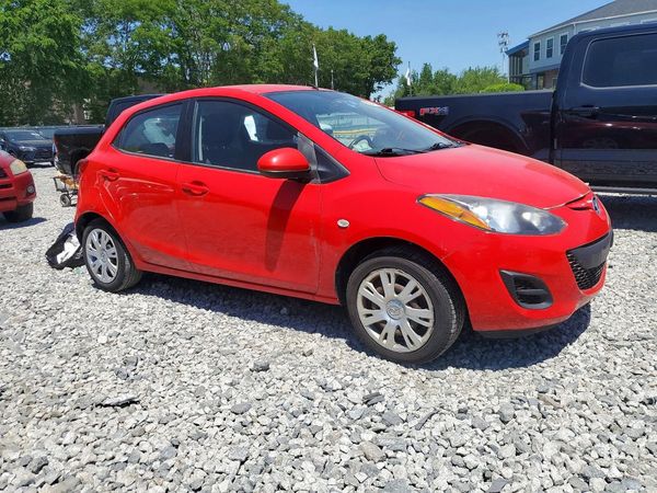 2014 MAZDA MAZDA2