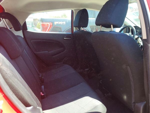 2014 MAZDA MAZDA2