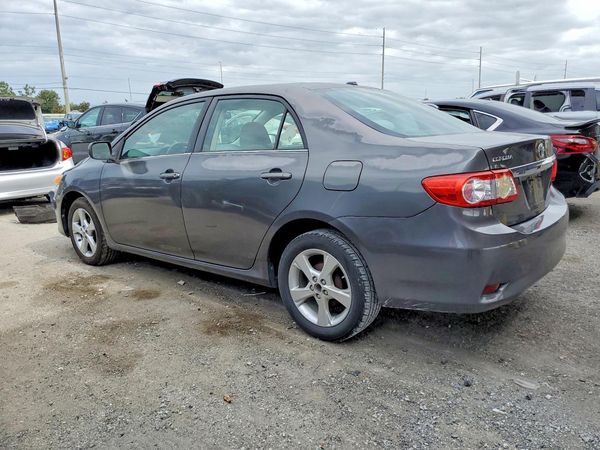 2013 TOYOTA COROLLA