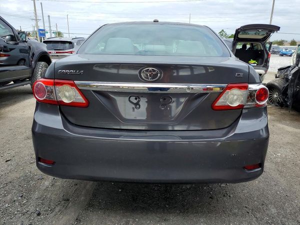 2013 TOYOTA COROLLA