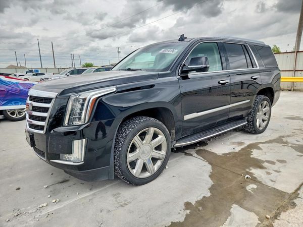 2017 CADILLAC ESCALADE Luxury