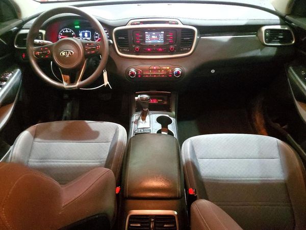 2017 KIA SORENTO