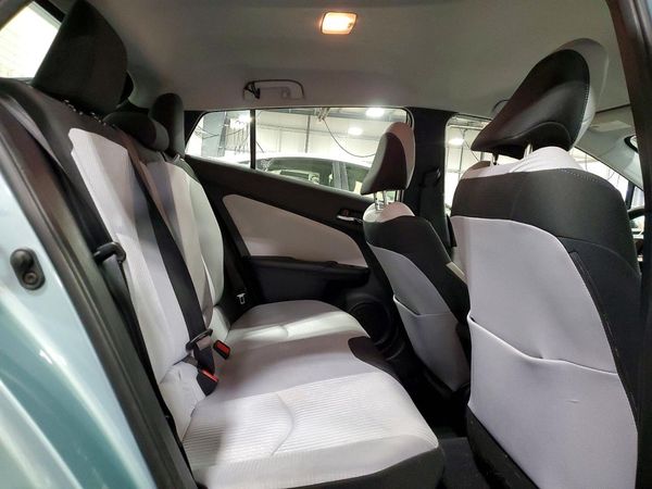 2016 TOYOTA PRIUS One/Two