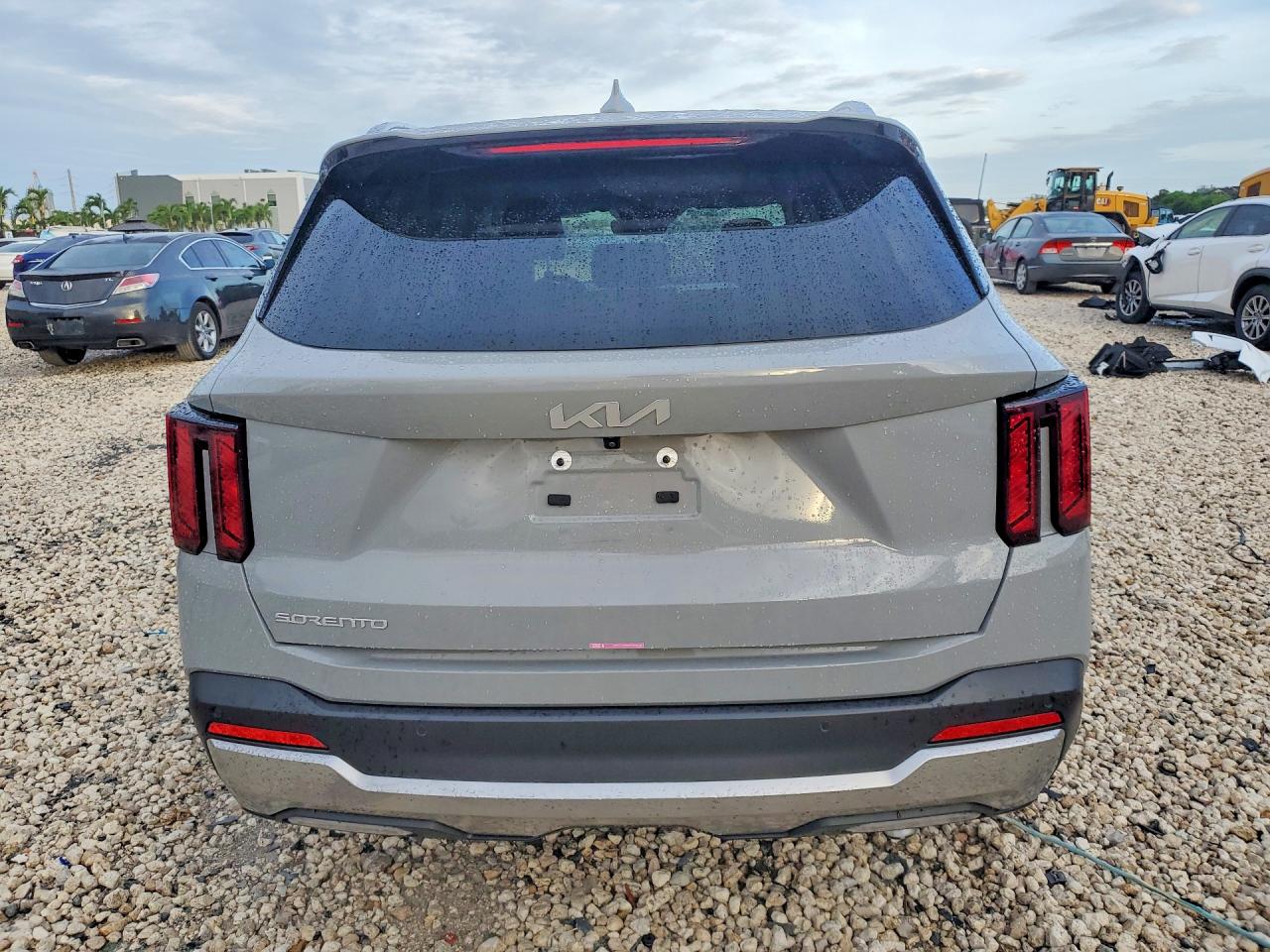 2025 KIA SORENTO S