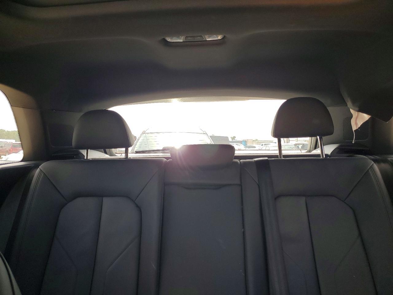 2024 AUDI Q3 quattro Premium