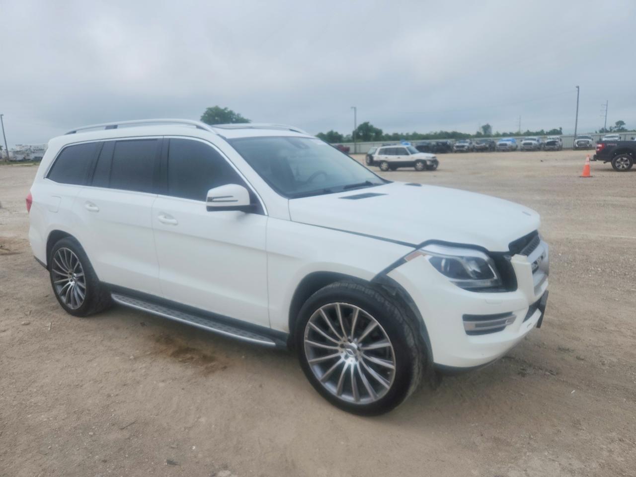 2014 MERCEDES-BENZ GL GL450 4MATIC