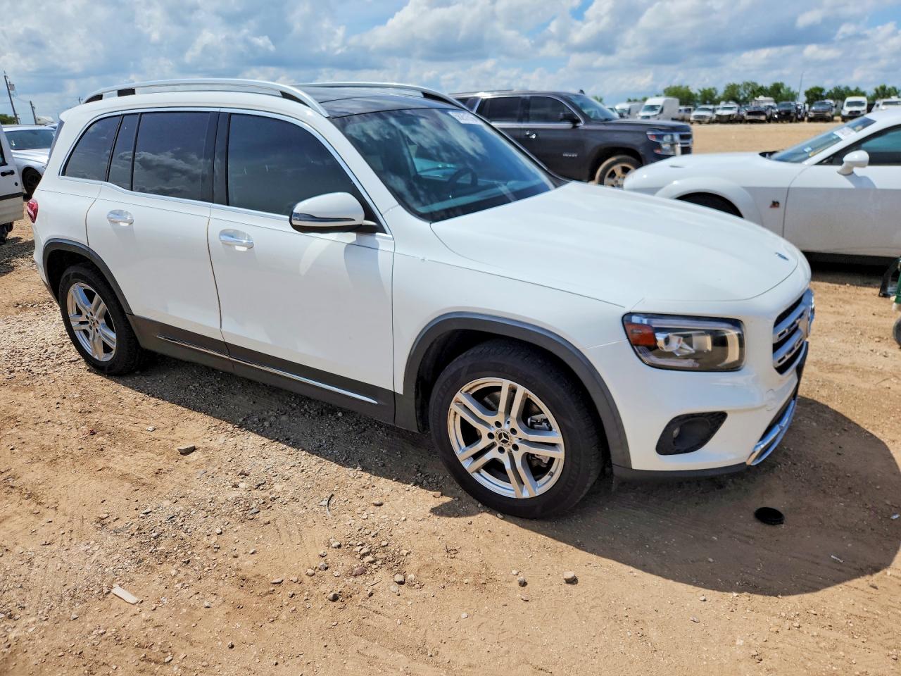 2020 MERCEDES-BENZ GLB GLB250