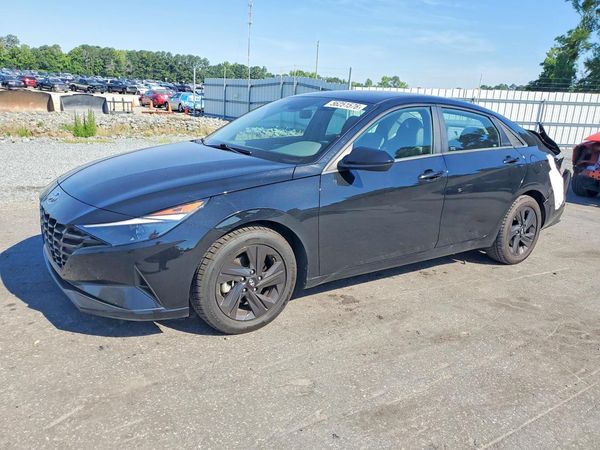 2022 HYUNDAI ELANTRA SEL w/Convenience Pkg