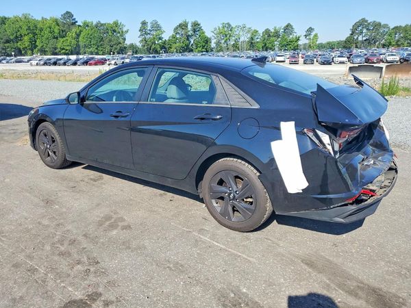 2022 HYUNDAI ELANTRA SEL w/Convenience Pkg