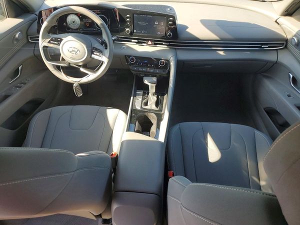 2022 HYUNDAI ELANTRA SEL w/Convenience Pkg