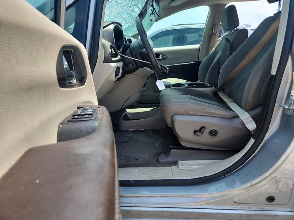 2019 CHRYSLER PACIFICA