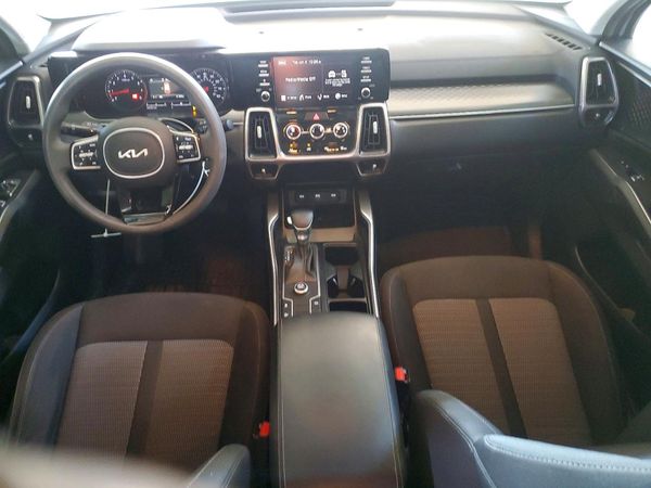 2022 KIA SORENTO LX