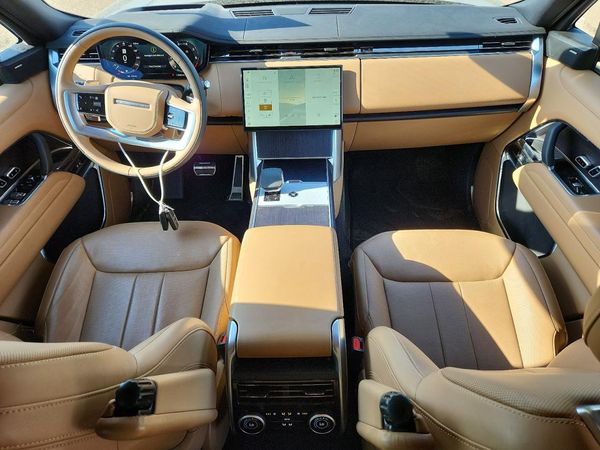 2025 LAND ROVER RANGE ROVER