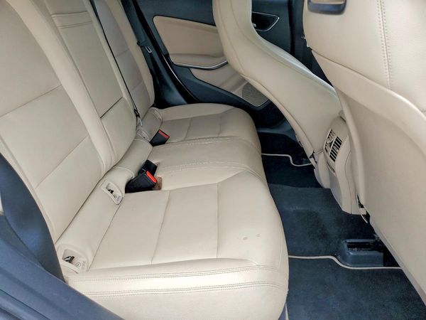 2016 MERCEDES-BENZ CLA CLA250