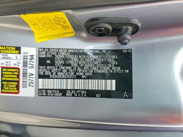 2013 TOYOTA SIENNA