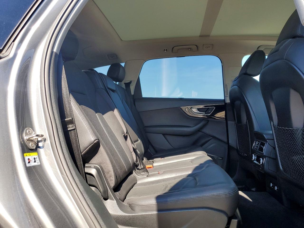 2018 AUDI Q7 quattro Prestige