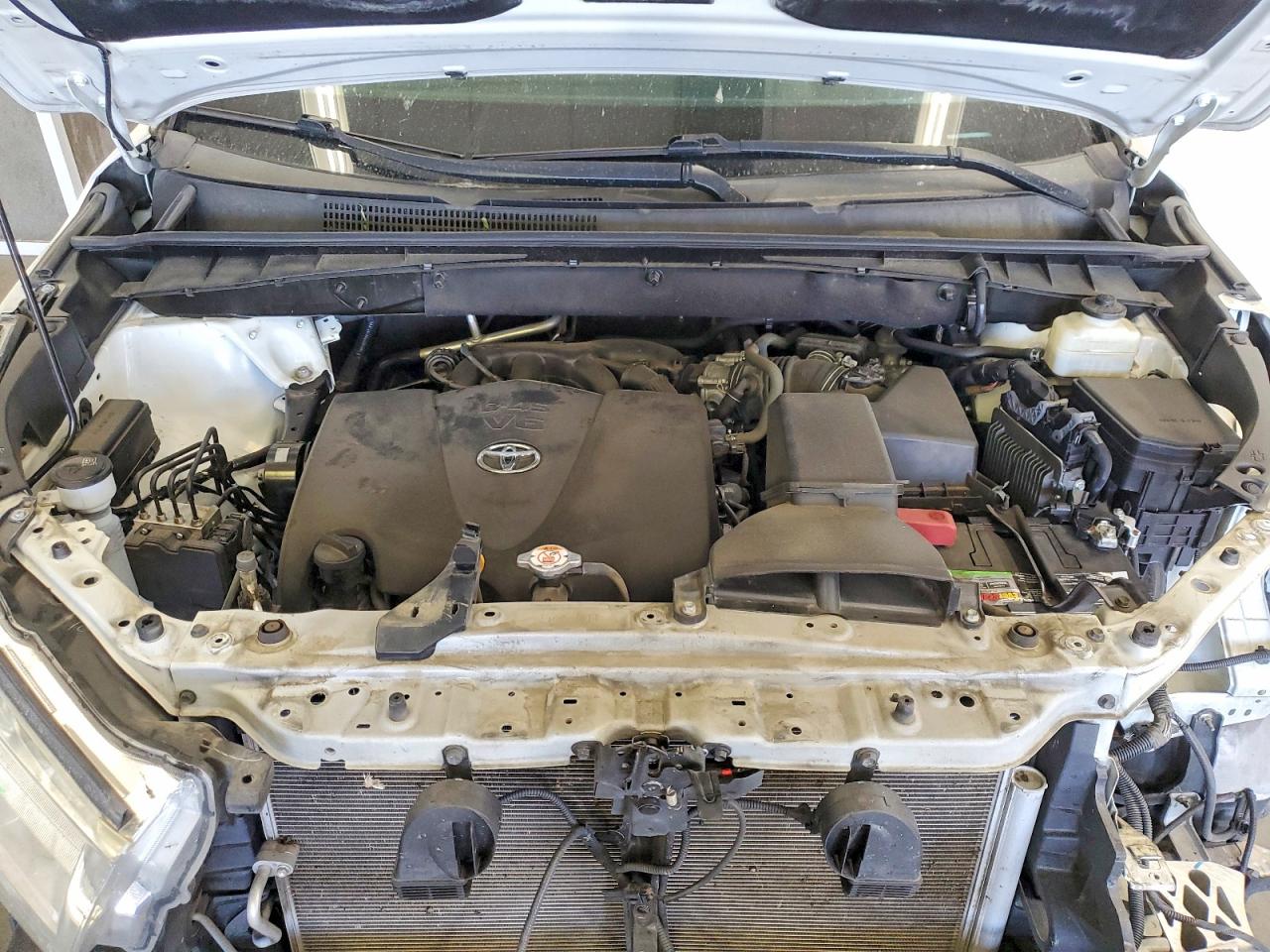 2018 TOYOTA HIGHLANDER SE/XLE