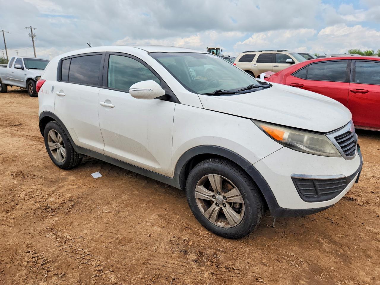 2023 KIA SPORTAGE LX