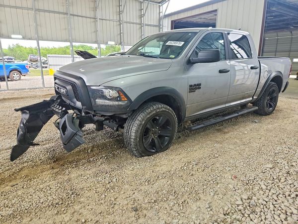 2022 RAM 1500 CLASSIC SLT