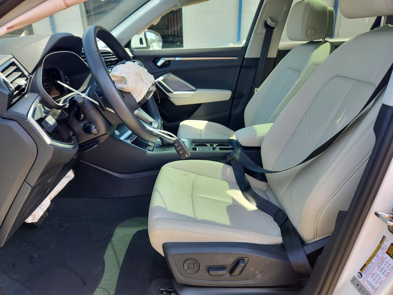 2024 AUDI Q3