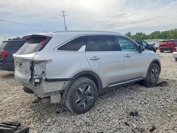 2022 KIA SORENTO S
