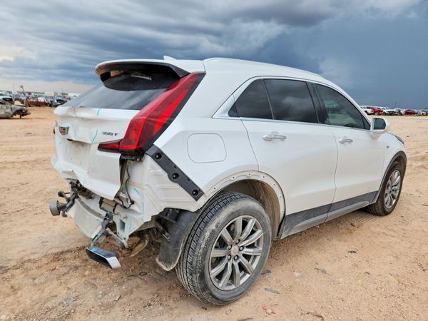 2020 CADILLAC XT4 Premium Luxury