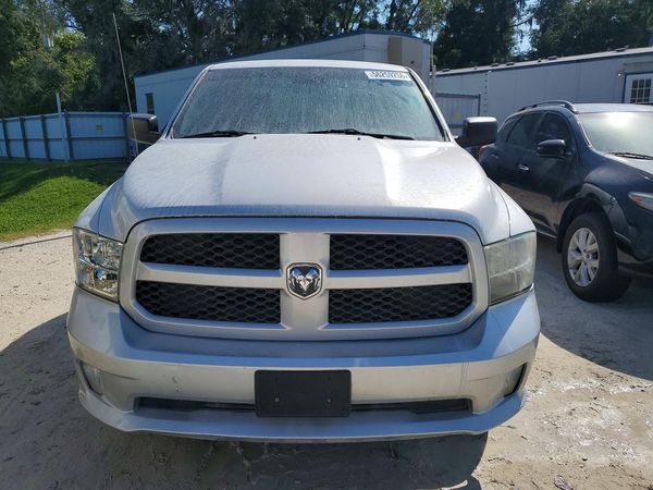 2016 RAM 1500 ST QUAD CAB 4X4