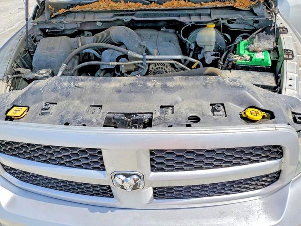 2016 RAM 1500 ST QUAD CAB 4X4