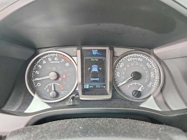 2023 TOYOTA TACOMA SR5