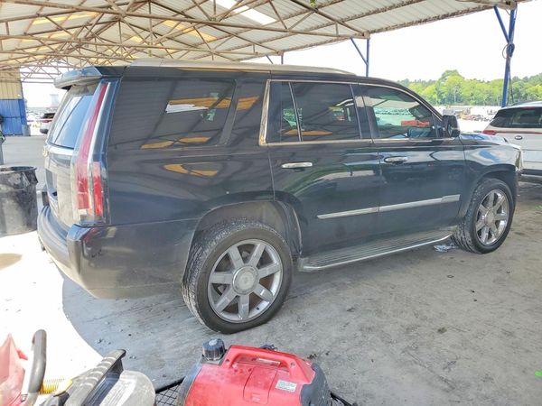 2016 CADILLAC ESCALADE Premium