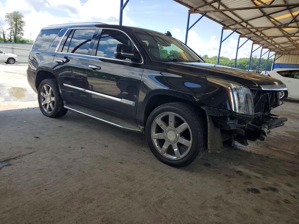 2016 CADILLAC ESCALADE Premium