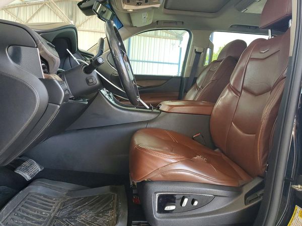 2016 CADILLAC ESCALADE Premium