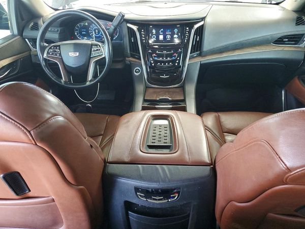 2016 CADILLAC ESCALADE Premium