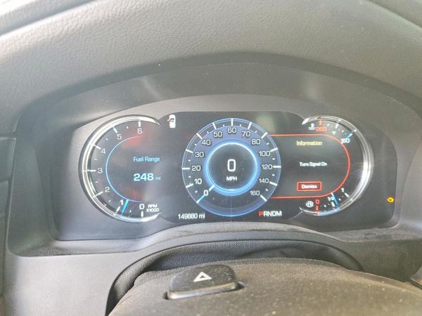 2016 CADILLAC ESCALADE Premium