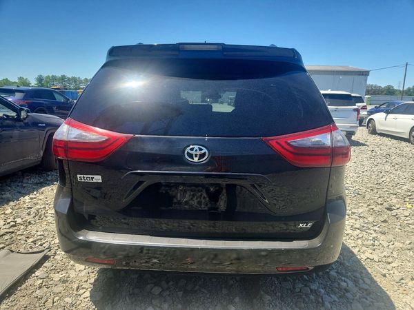 2020 TOYOTA SIENNA Q grade — DIRR