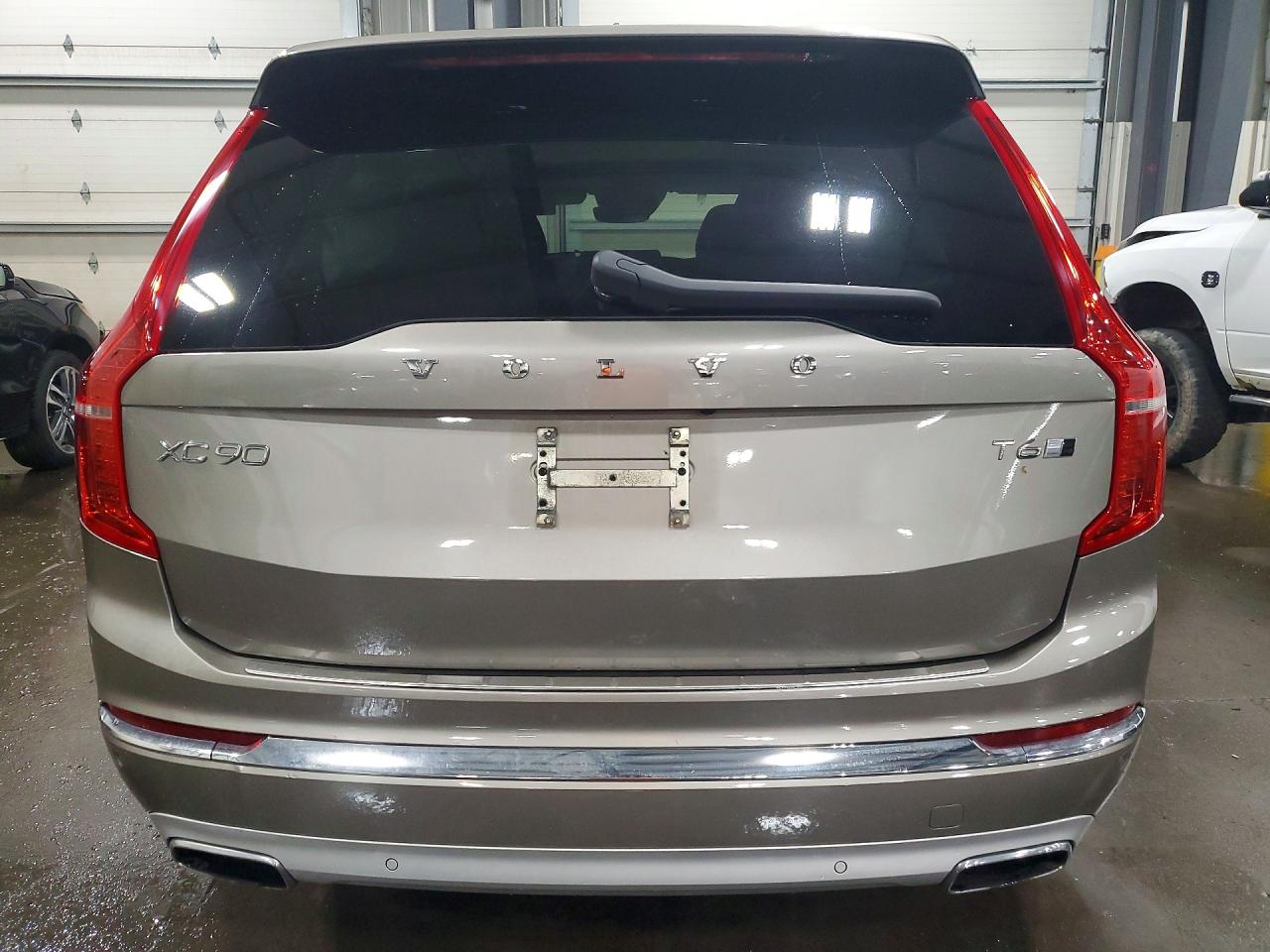 2020 VOLVO XC90 Inscription