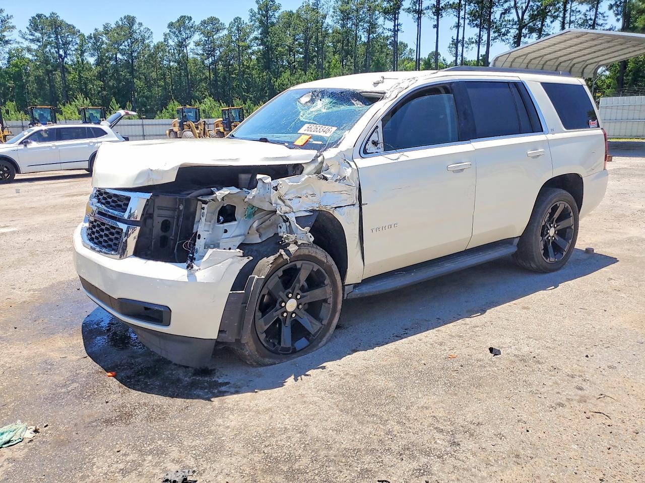 2015 CHEVROLET TAHOE LT — Front 3/4