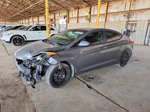 2013 HYUNDAI ELANTRA