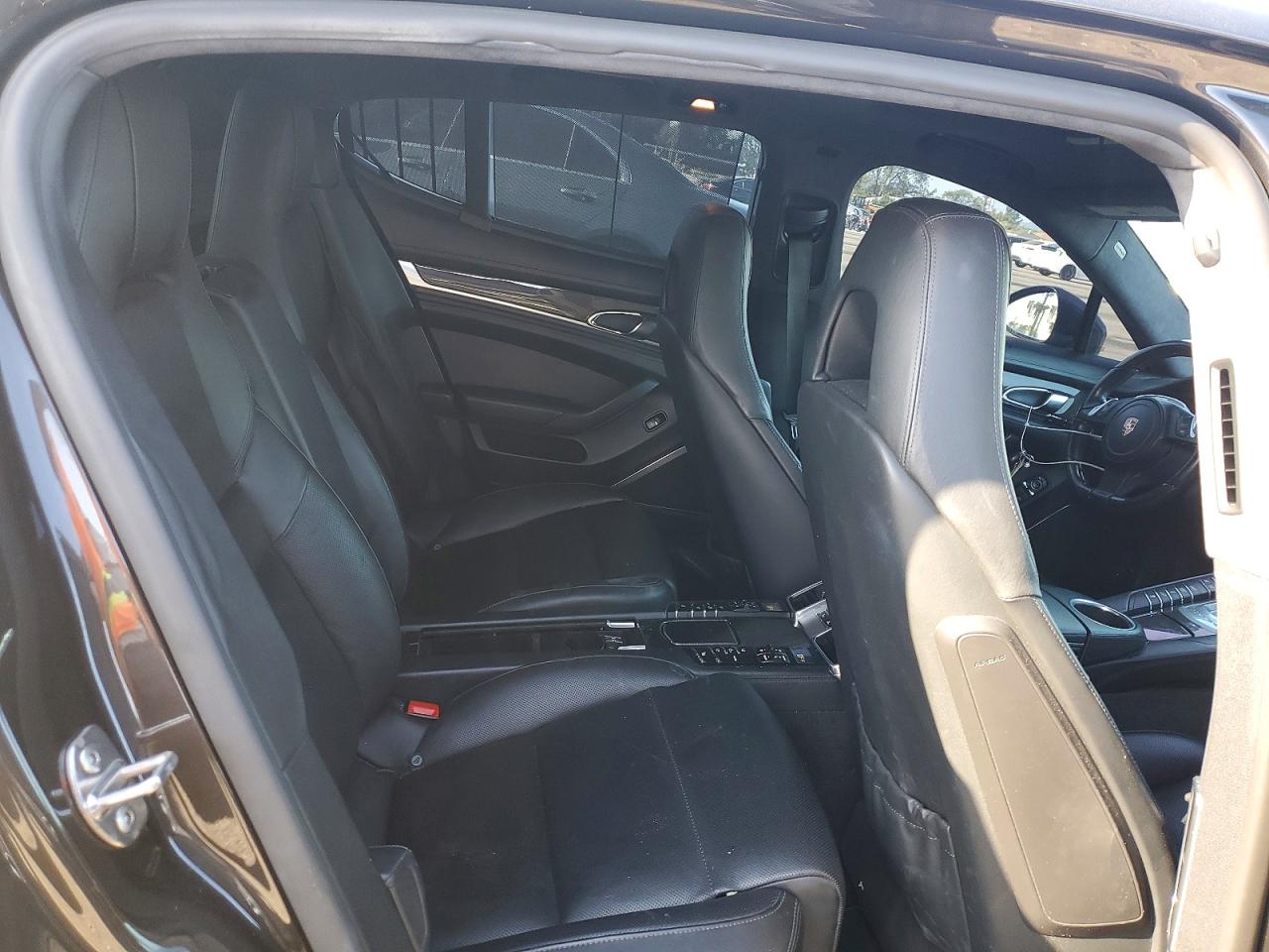 2012 PORSCHE PANAMERA