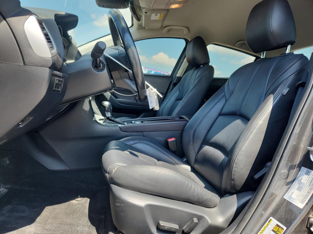 2018 MAZDA 3 Touring