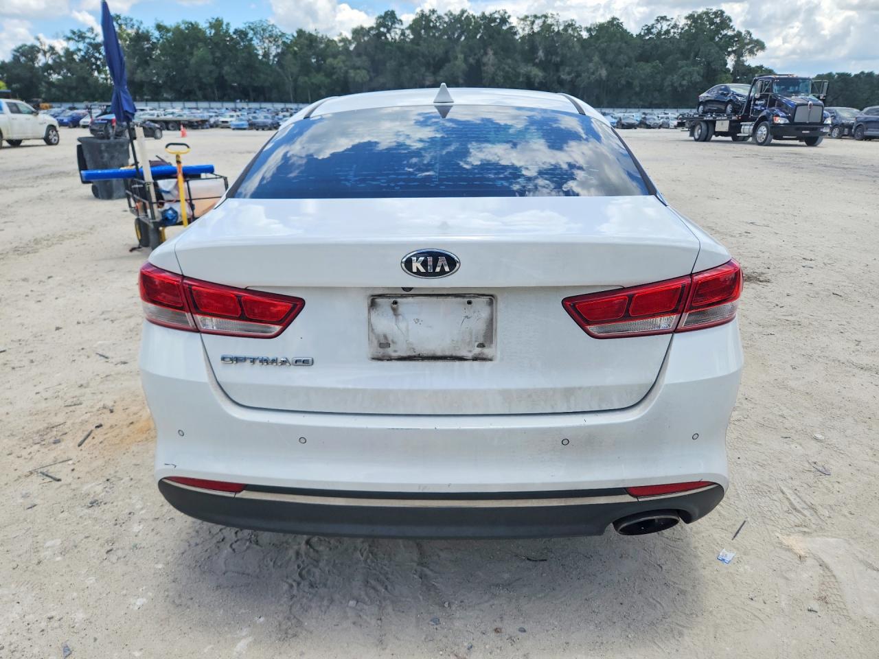 2018 KIA OPTIMA LX